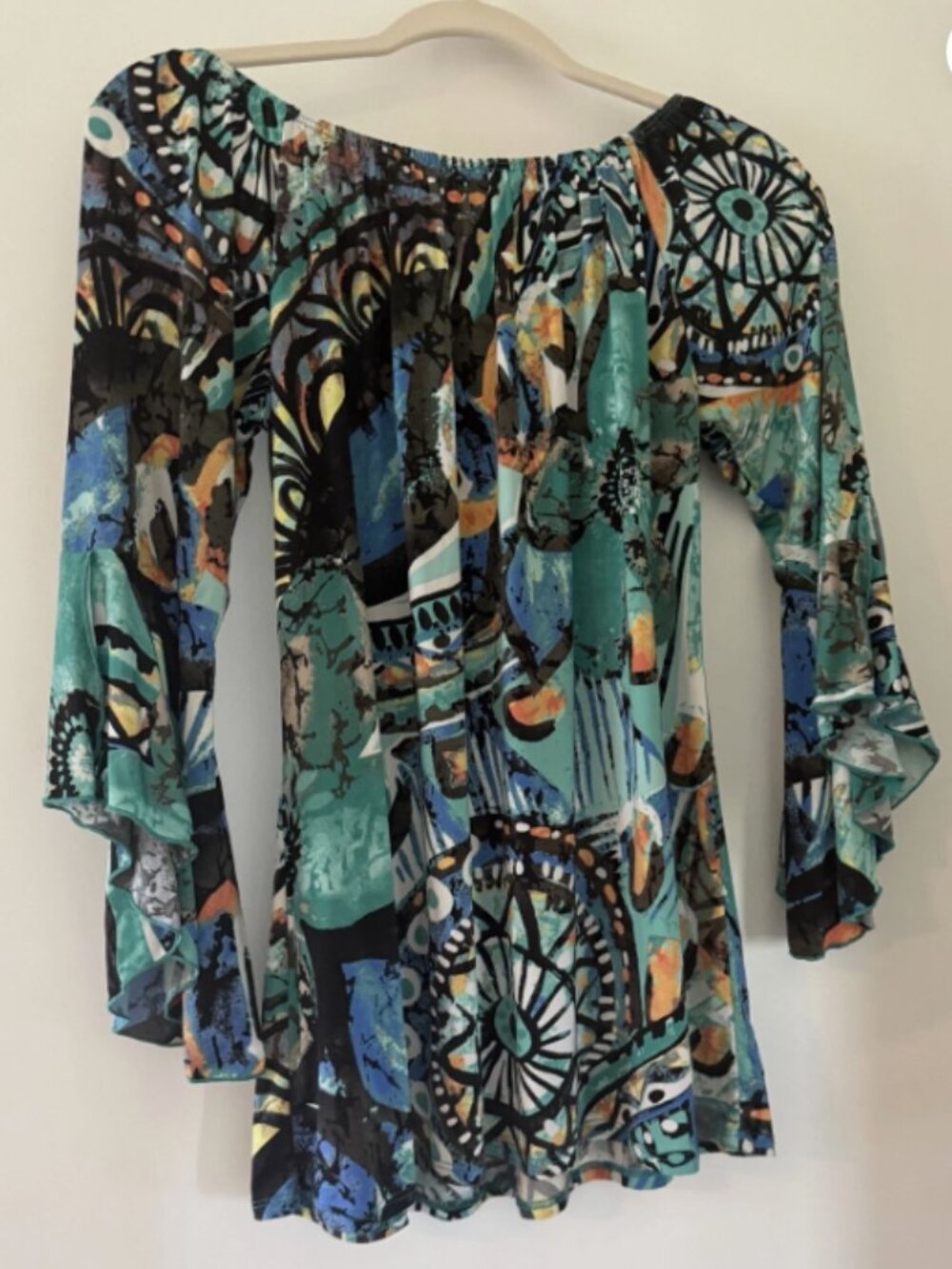 Dressing Guady Women's Multicolor Abstract Ruffle Bell Sleeve Scoop Blouse